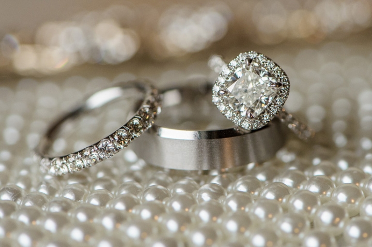 wedding rings - macro photography