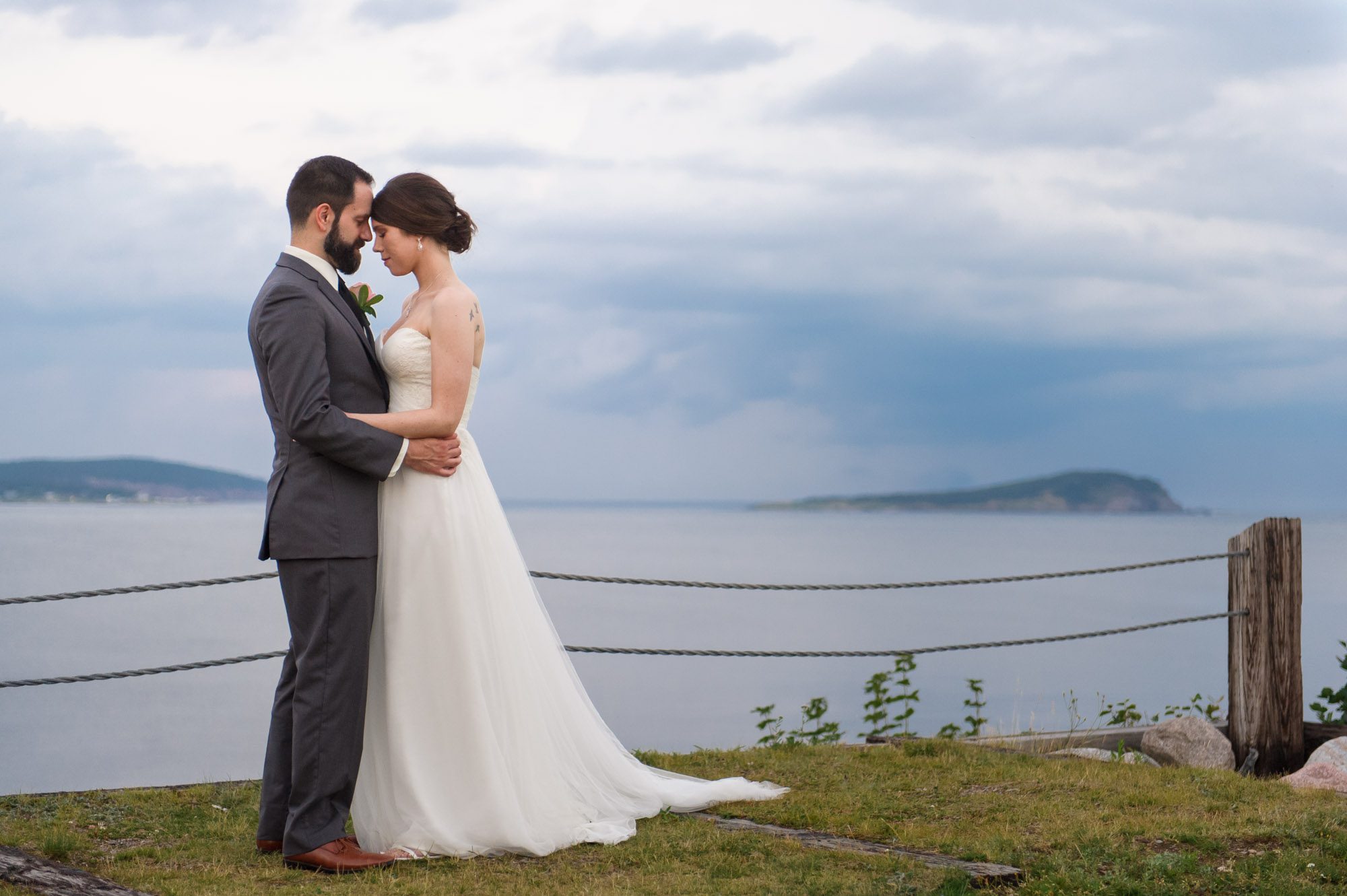 Evening wedding portraits