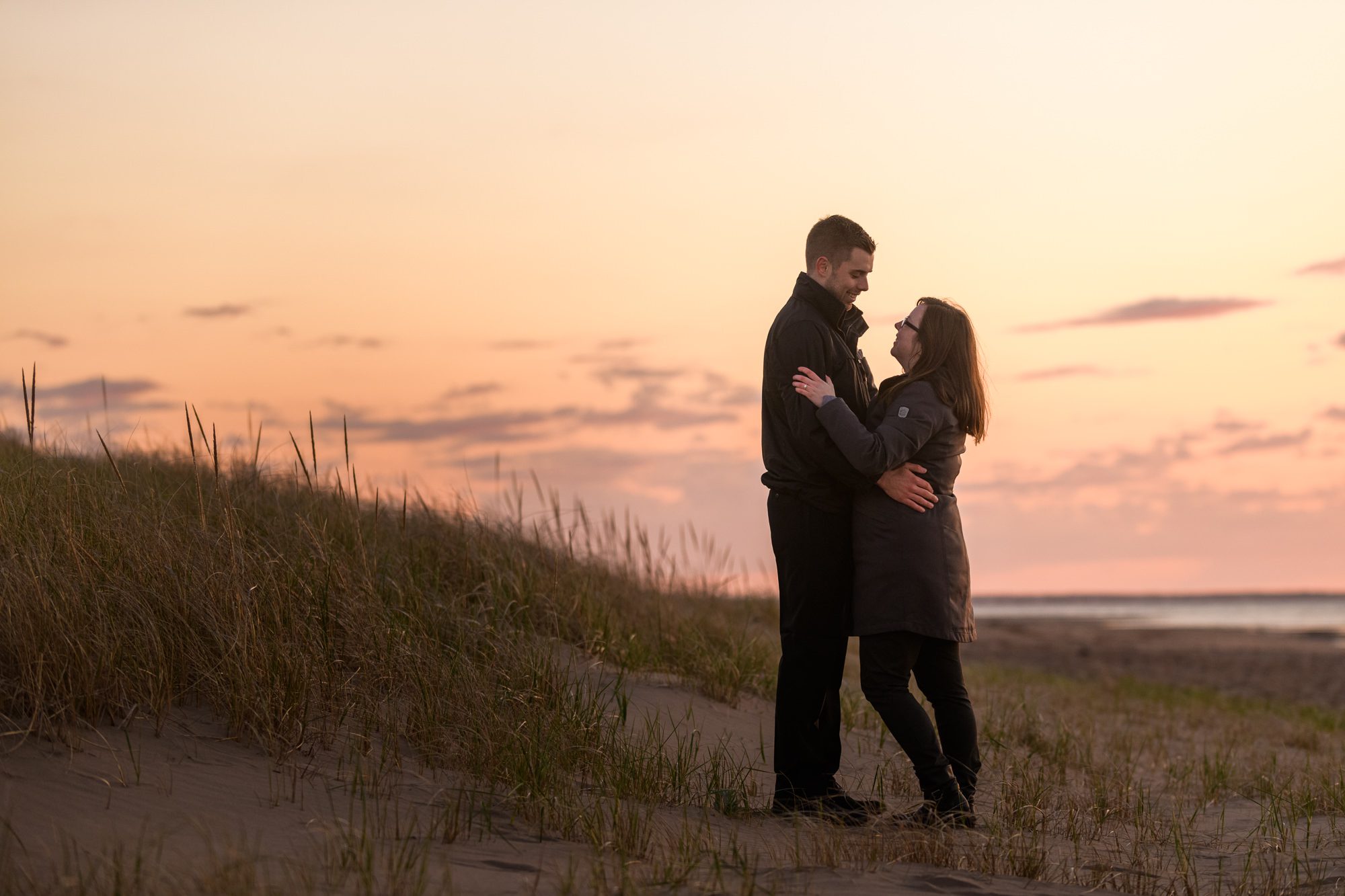 Sunset engagement photos in Cap Pele